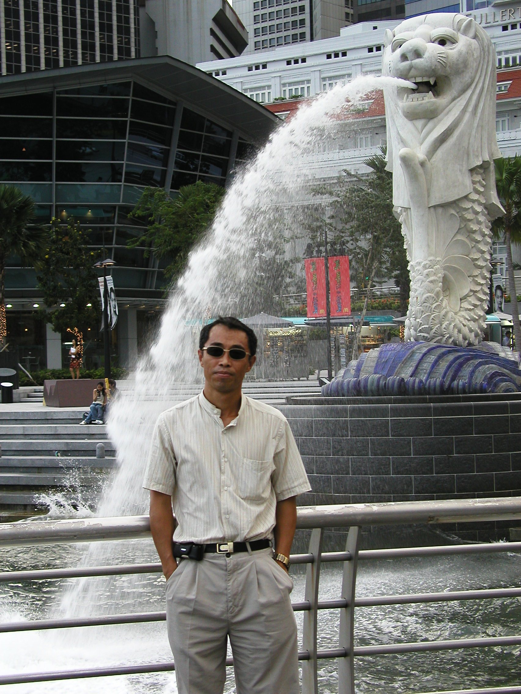 2003年-41岁 新加坡 访问学者.JPG